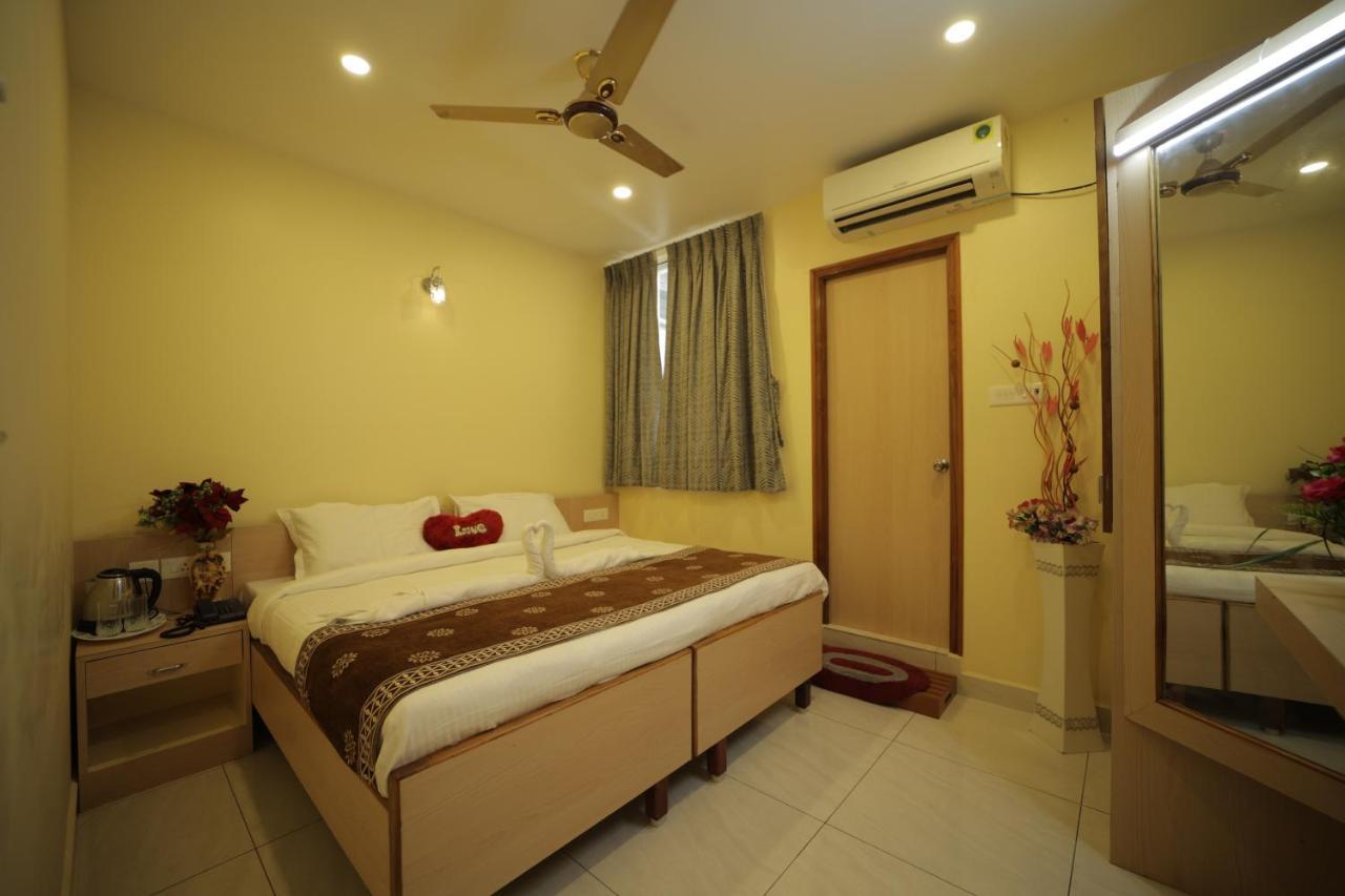 Nadanam Inn ปอนดิเชอรี ภายนอก รูปภาพ
