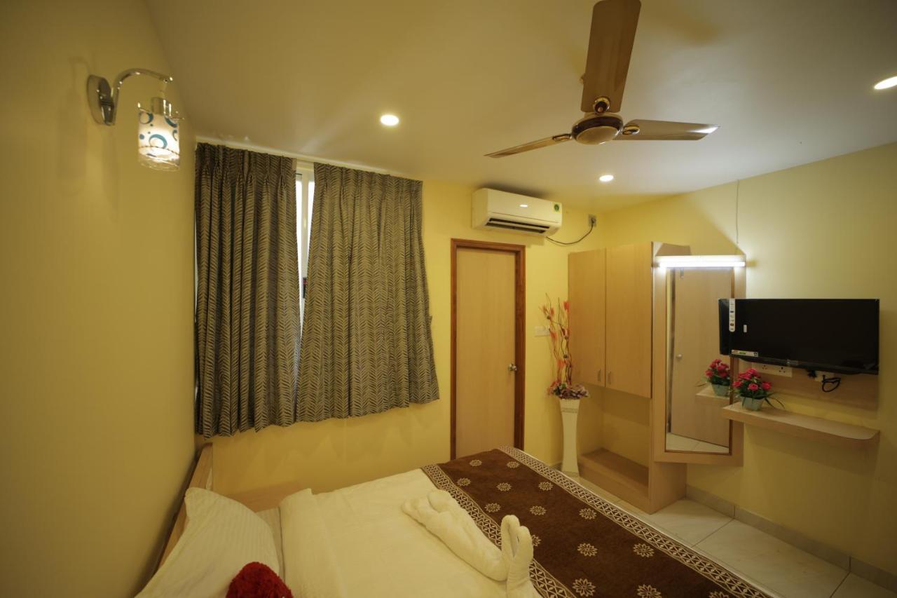 Nadanam Inn ปอนดิเชอรี ภายนอก รูปภาพ