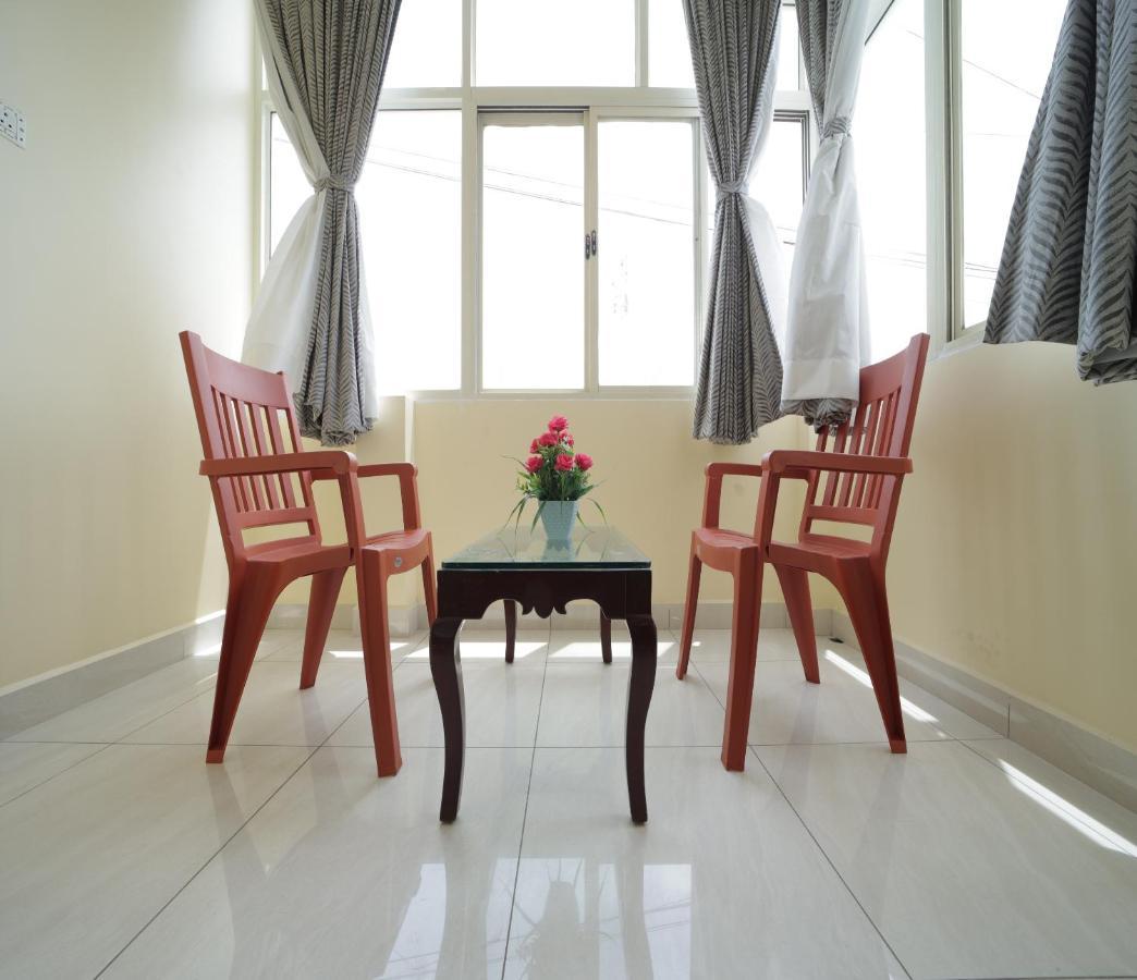 Nadanam Inn ปอนดิเชอรี ภายนอก รูปภาพ