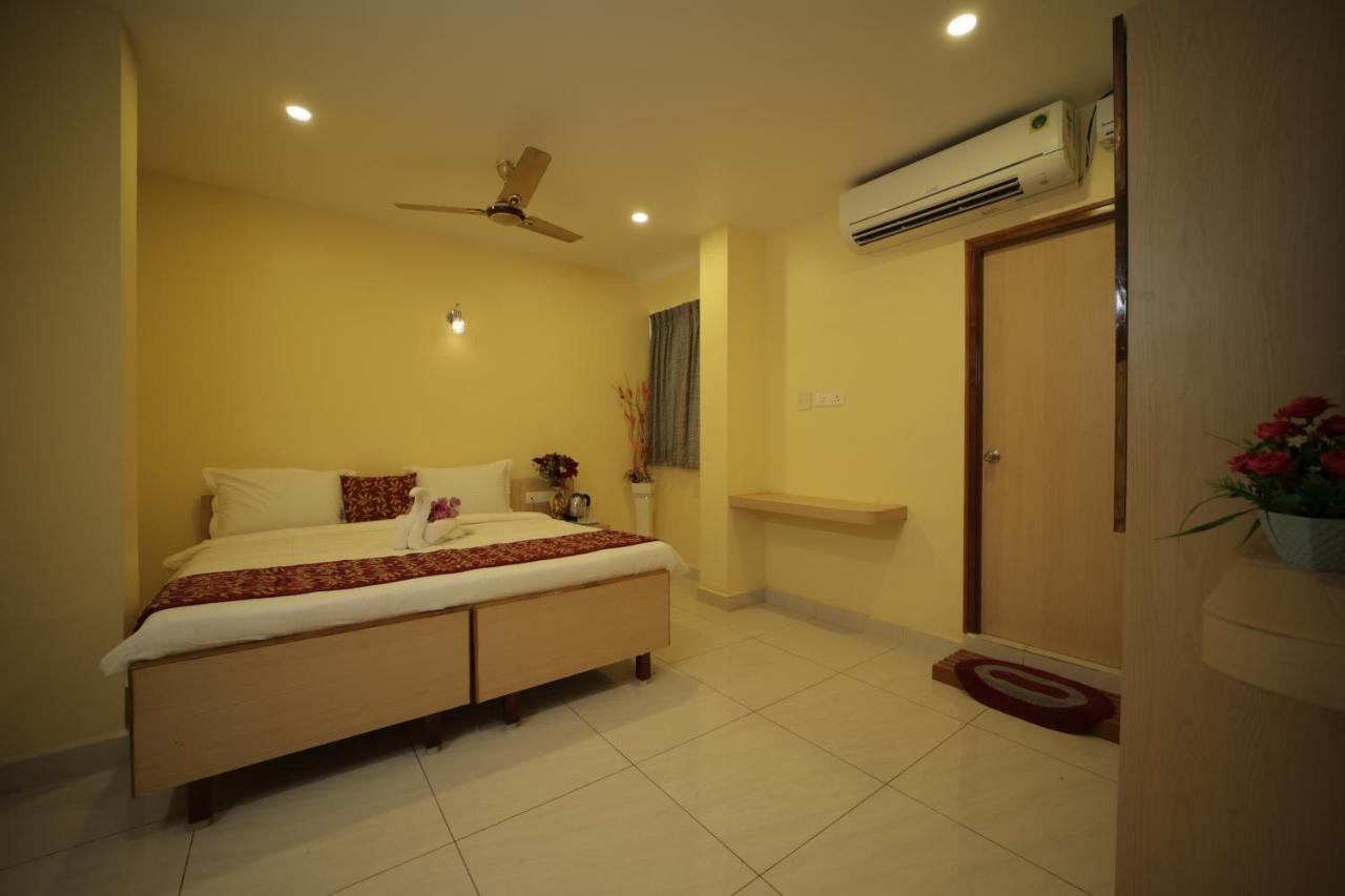 Nadanam Inn ปอนดิเชอรี ภายนอก รูปภาพ