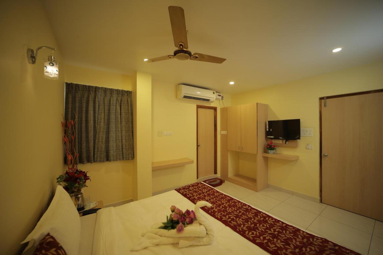 Nadanam Inn ปอนดิเชอรี ภายนอก รูปภาพ